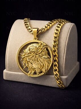 Gold-Tone Jesus Crown of Thorns Pendant Necklace
